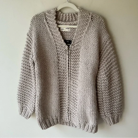 Jackson Rowe I See You Chunky Knit Cardigan in Stone Size S - Picture 6 of 13